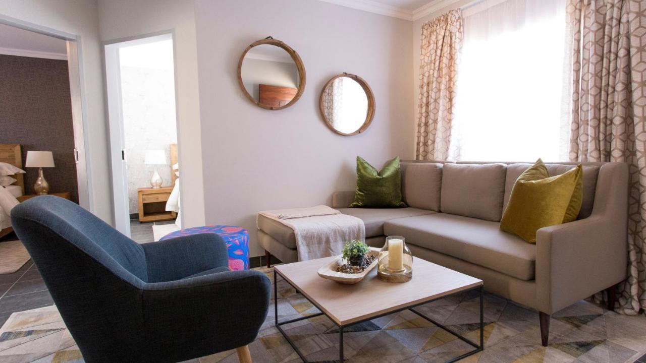 3 Lux Suites Миделбург Екстериор снимка