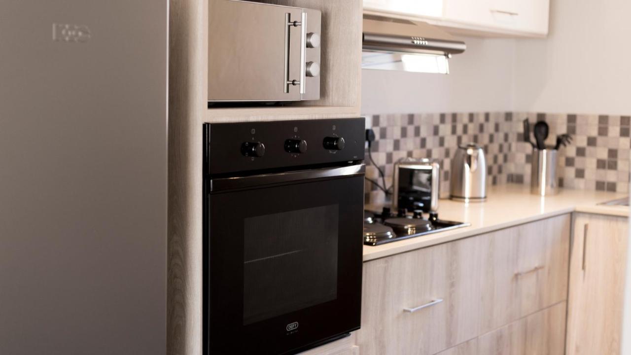 3 Lux Suites Миделбург Екстериор снимка