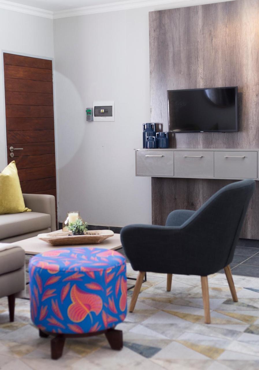 3 Lux Suites Миделбург Екстериор снимка