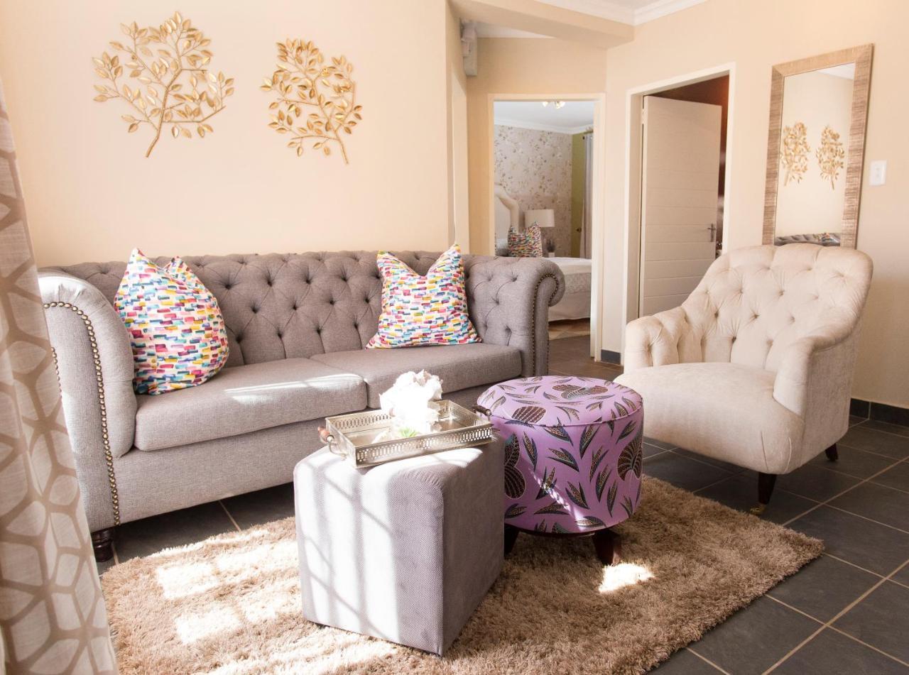 3 Lux Suites Миделбург Екстериор снимка