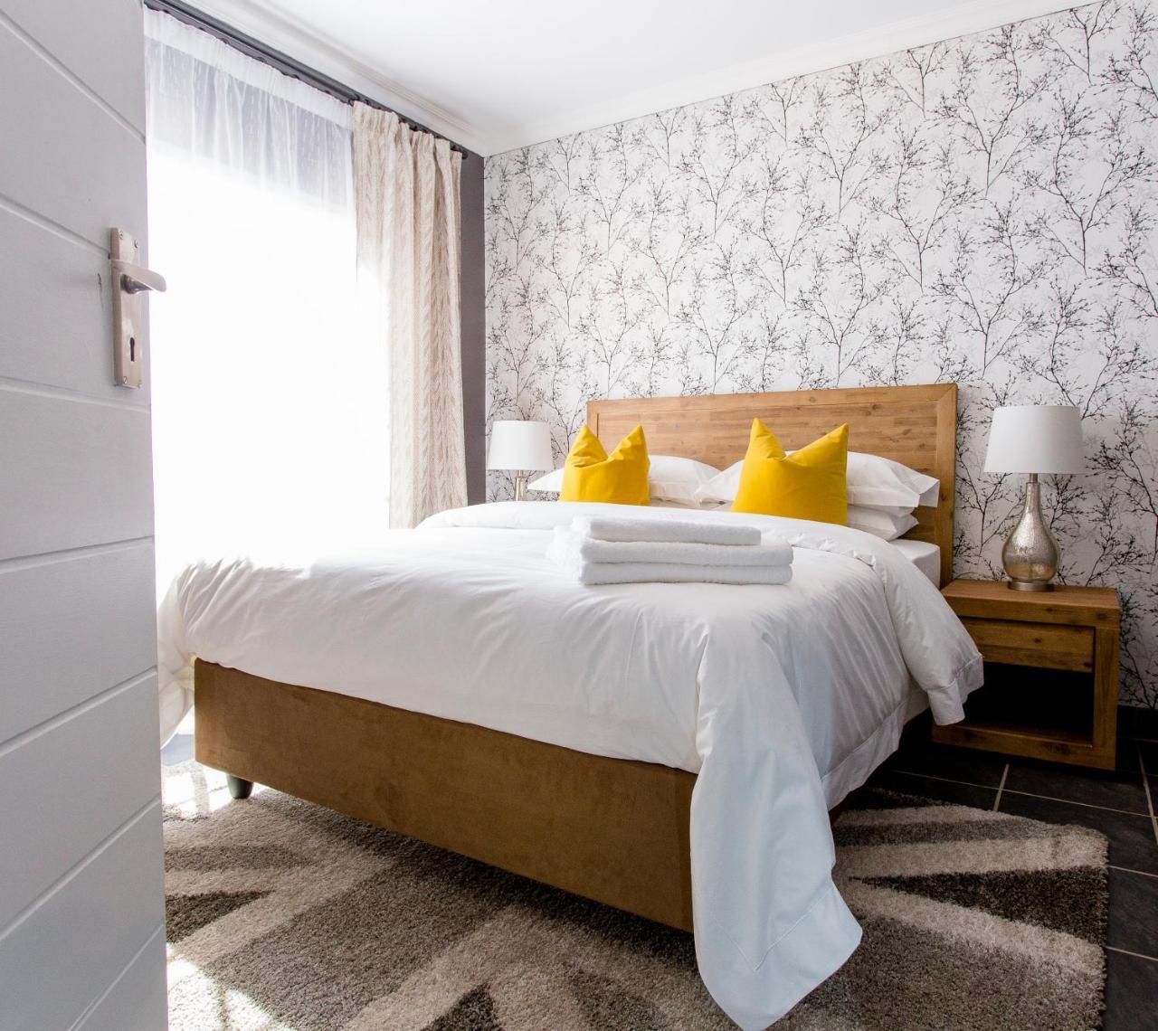 3 Lux Suites Миделбург Екстериор снимка