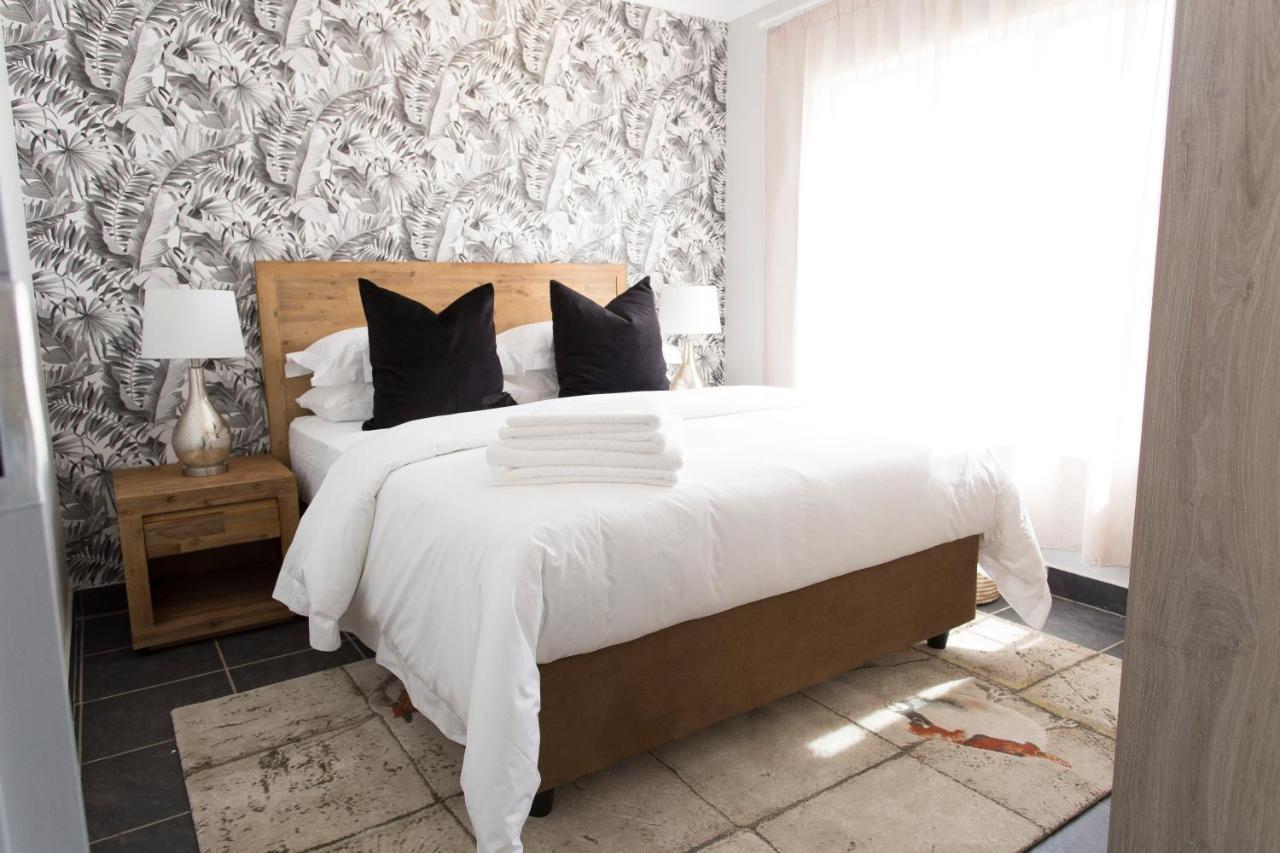 3 Lux Suites Миделбург Екстериор снимка