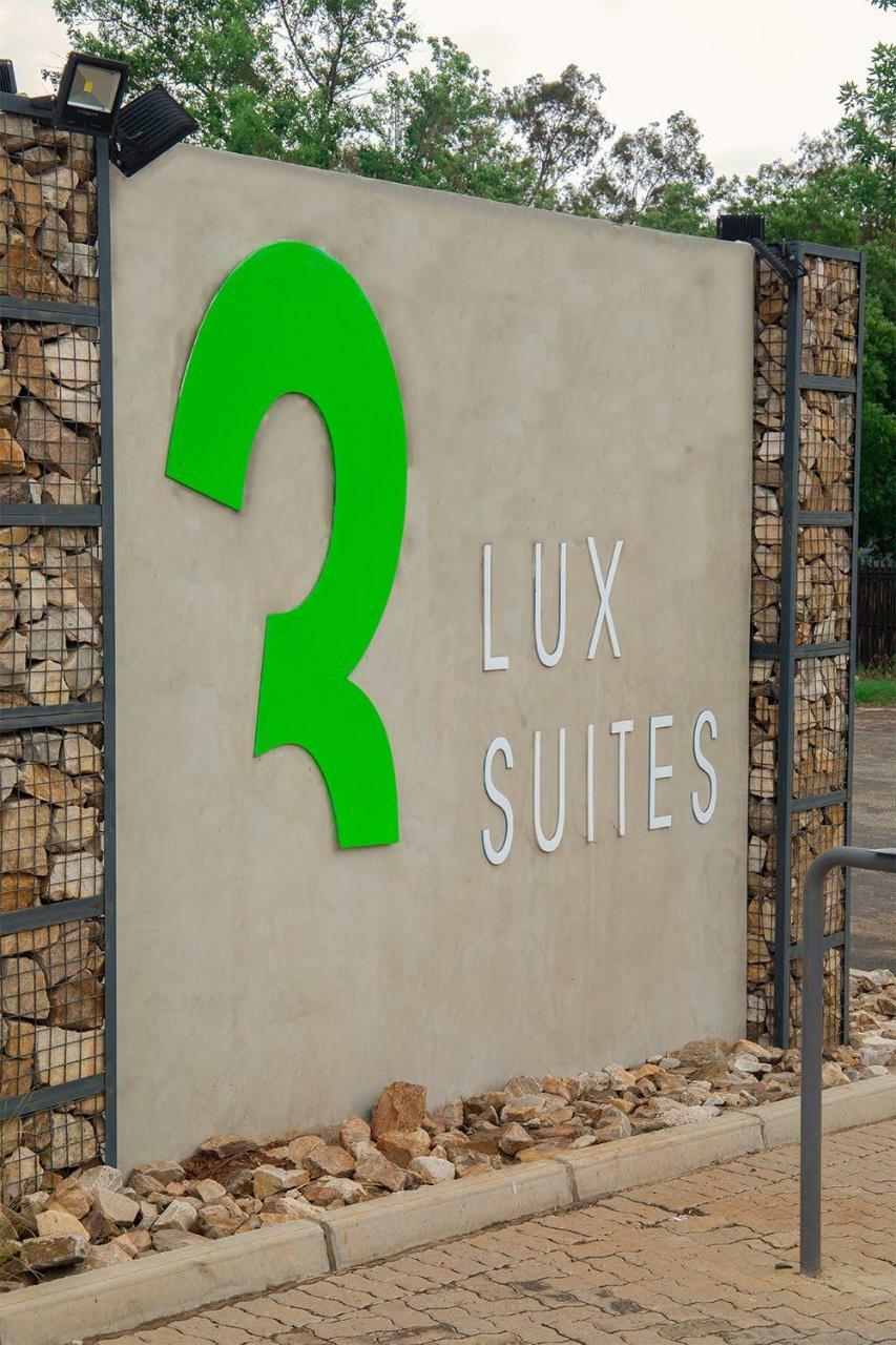 3 Lux Suites Миделбург Екстериор снимка
